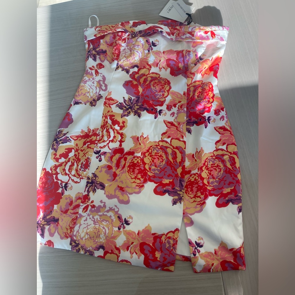Jade mini dress size 8/ L - Picture 2 of 6